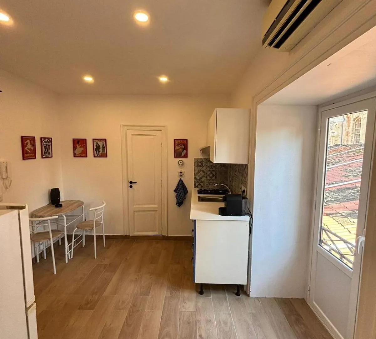Casamaqueda Apartment Palermo Italy